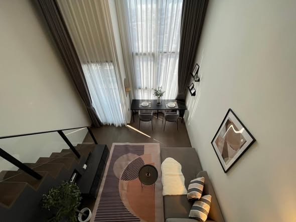 living room of Park Origin Chula-Sam Yan