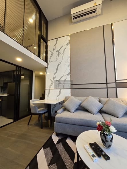 living room of Park Origin Chula-Sam Yan