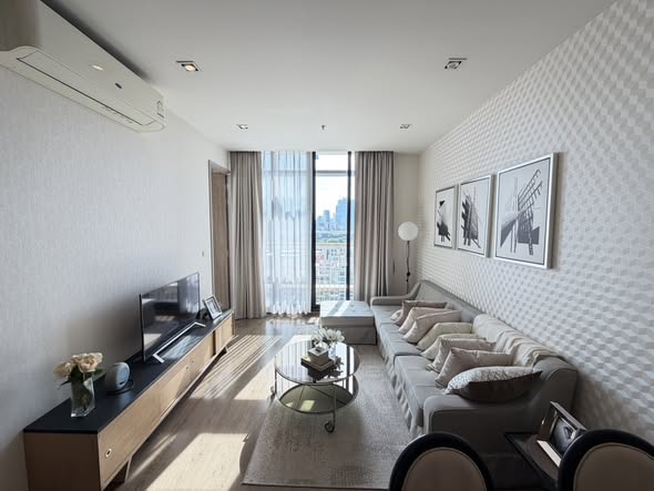 bedroom and living room of Park Origin Phrom Phong
