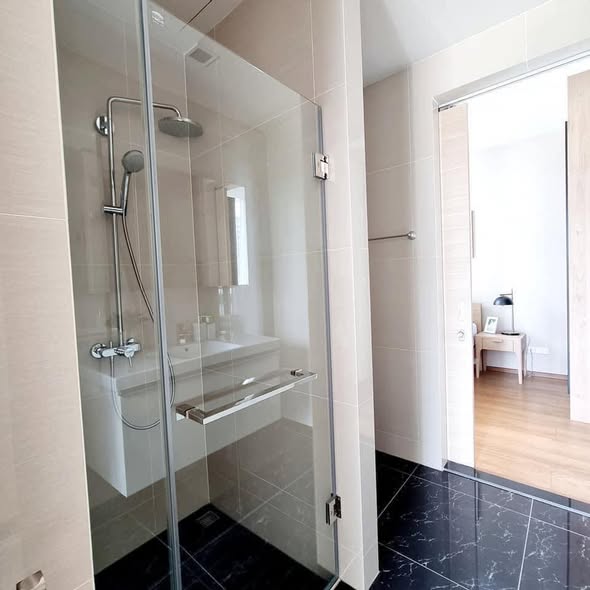 room interior and bathroom of Park Origin Phrom Phong