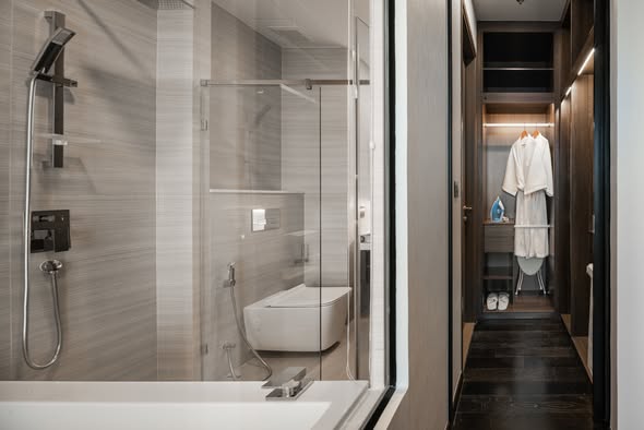 bathroom of Park​ Origin​ Thonglor