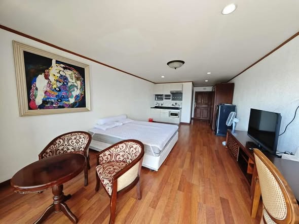 bedroom of Pattaya Hill Resort
