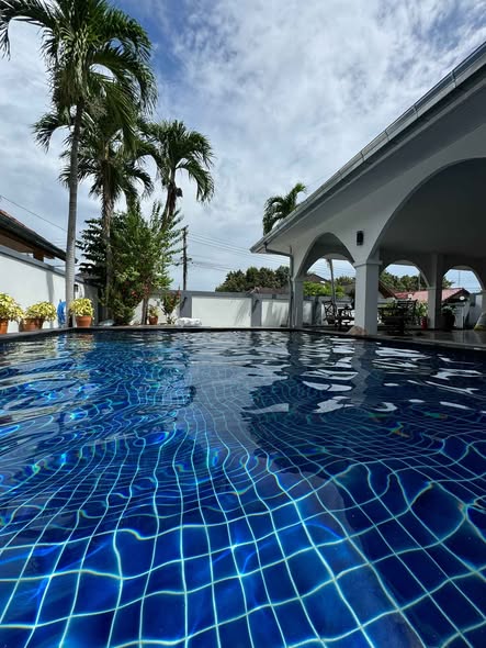 pool of Pattaya Land and House Village