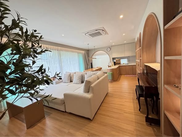 bedroom and living room of Pimnara Srinakarin-Bangna