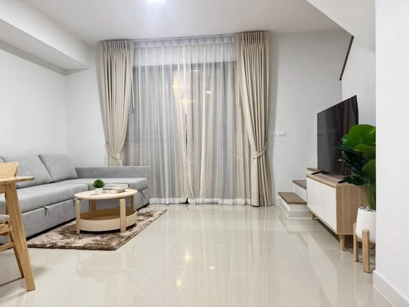 bedroom and living room of Pleno Sukhumvit-Bangna 2