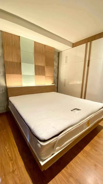 bedroom of Prom Phaholyothin2 condominium