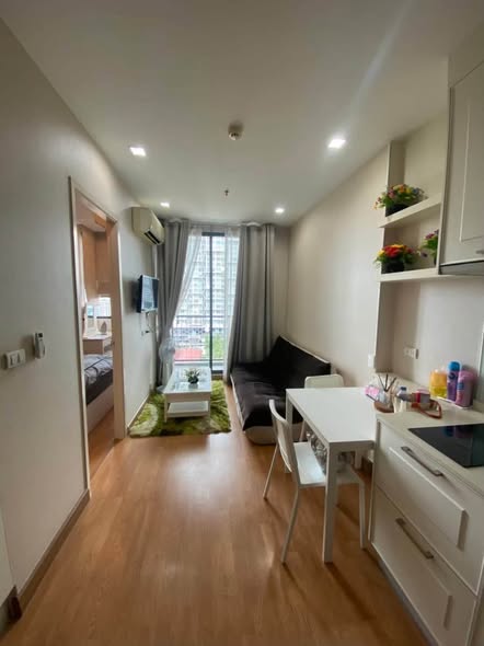 bedroom of Q House Sukhumvit 79