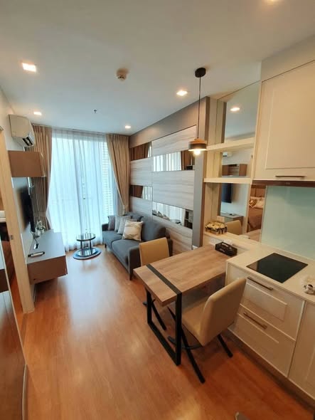 bedroom of Q House Sukhumvit 79