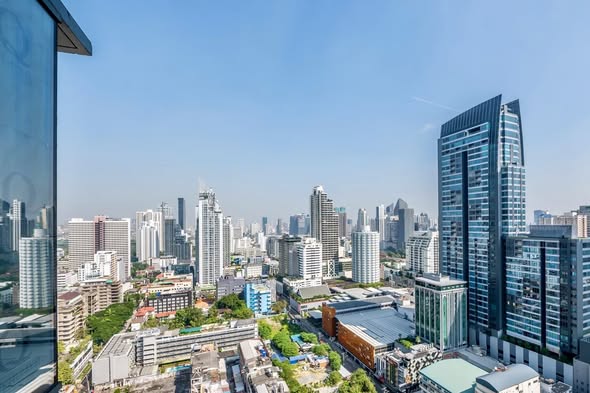 Q1 Sukhumvit Condo by Q House
