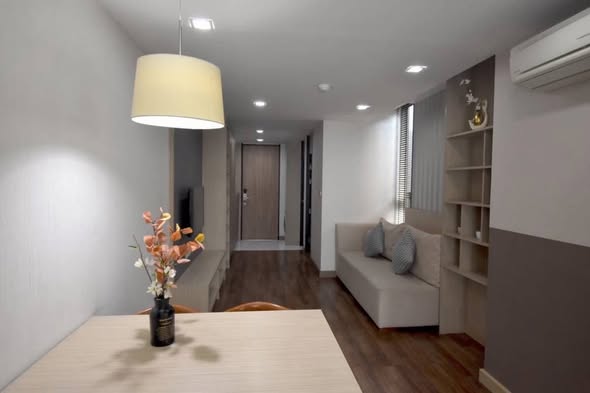living room of Qube Suites Sukhumvit 46