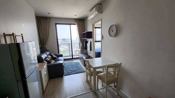 bedroom of Quinn Ratchada 17
