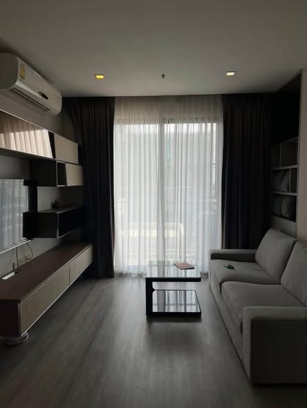bedroom and living room and room interior of Quinn Ratchada 17