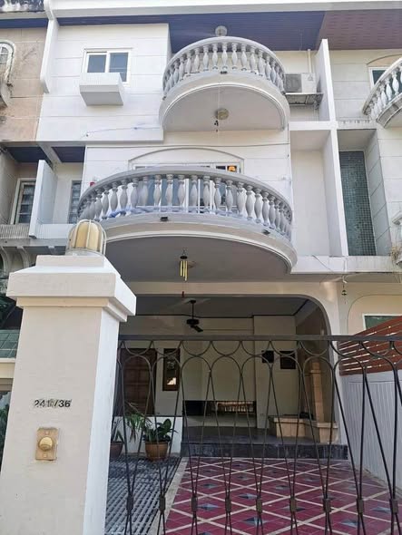 Racha Villa