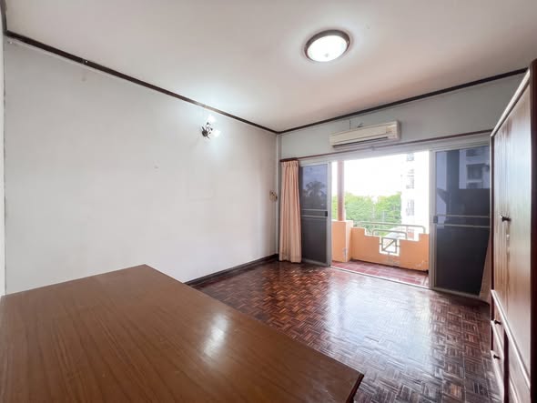Ramkhamhaeng 112 Alley