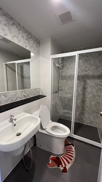 bathroom of Regent Home Bangna (รีเจ้นท์โฮม บางนา)
