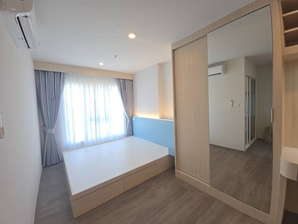 bedroom and room interior of Regent Home Bangna (รีเจ้นท์โฮม บางนา)