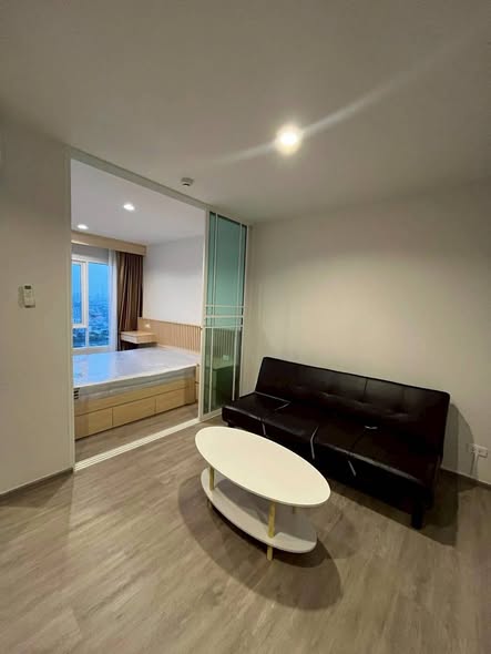 living room and room interior of Regent Home Bangson 28