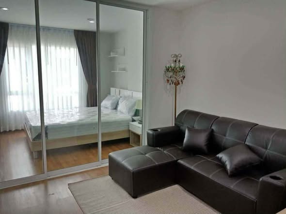 bedroom and living room and room interior of Regent Home Sukhumvit 81