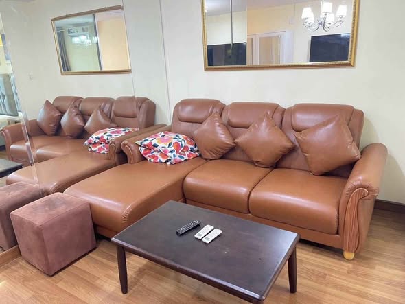 living room and room interior of Regent Home Sukhumvit 81