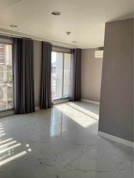 RESORTA CONDOMINIUM เย็นอากาศ