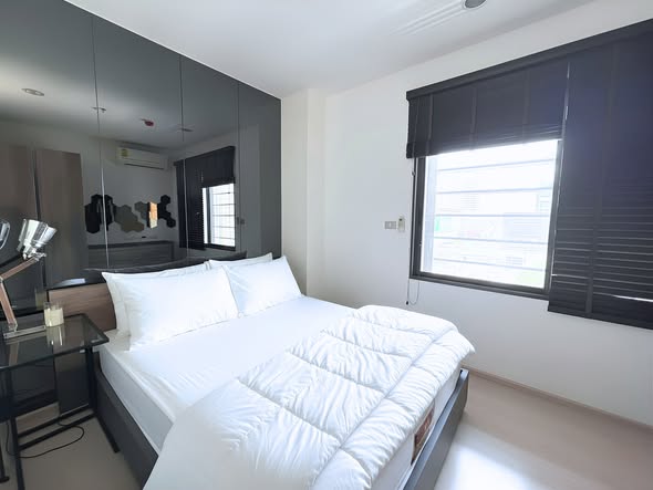 bedroom of Rhythm Asoke 2