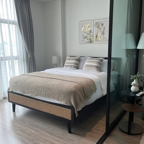 bedroom and room interior of RHYTHM Ekkamai