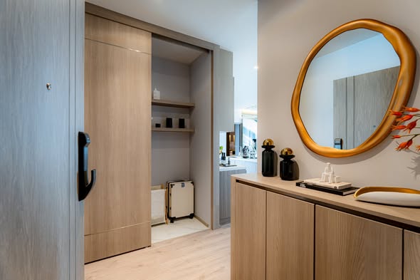 room interior and bathroom of Rhythm Ekkamai Estate