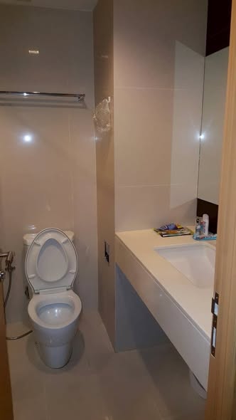 bathroom of RHYTHM Ratchada-Huaykwang
