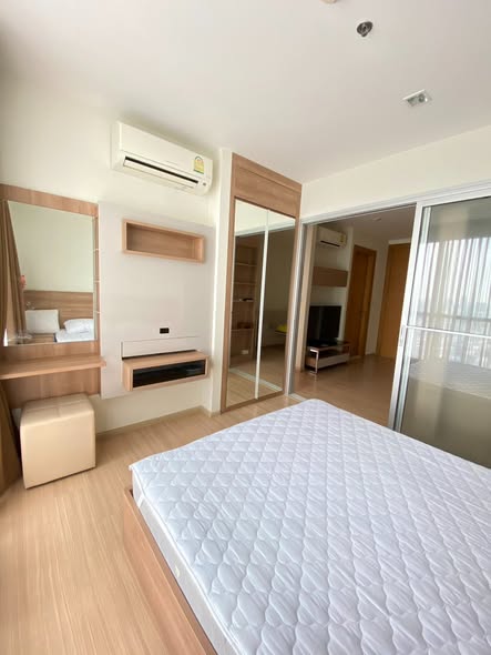 bedroom of RHYTHM Ratchada-Huaykwang