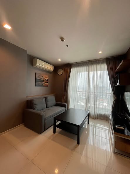 living room and bedroom of RHYTHM Ratchada-Huaykwang