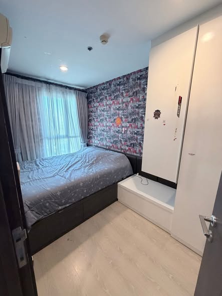 bedroom of Rhythm Sathon-Naradhiwas