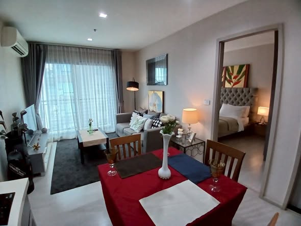 bedroom of Rhythm Sukhumvit 36-38