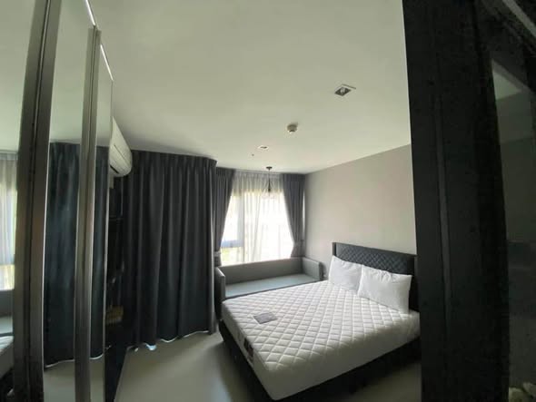 bedroom of Rhythm Sukhumvit 36-38