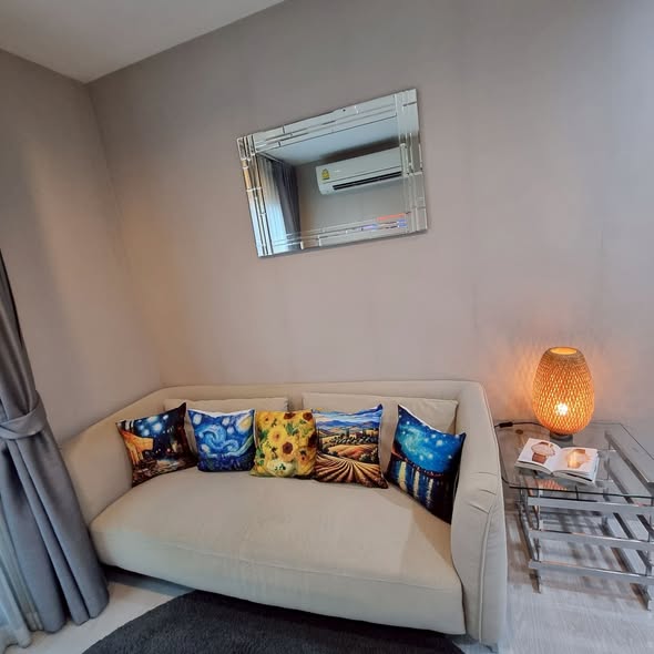 bedroom and living room of Rhythm Sukhumvit 36-38