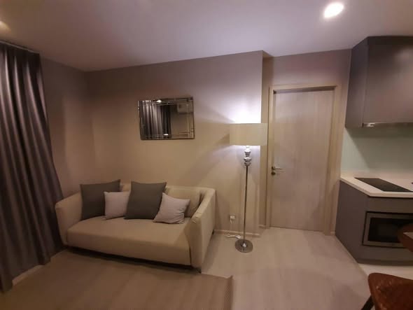 bedroom and living room of Rhythm Sukhumvit 36-38
