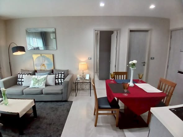 living room of Rhythm Sukhumvit 36-38