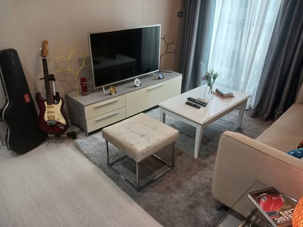 living room of Rhythm Sukhumvit 36-38