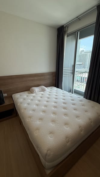 bedroom of Rhythm Sukhumvit 50