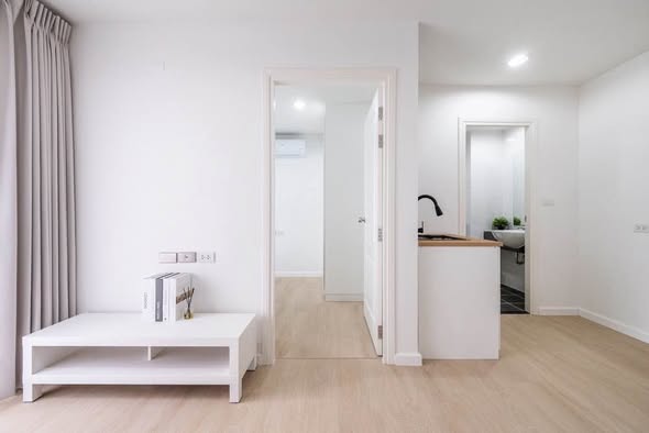 room interior of Rich Park @ BangSon Station Condominium