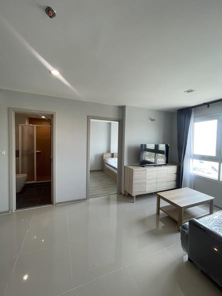 bedroom of Rich Park Chao Phraya
