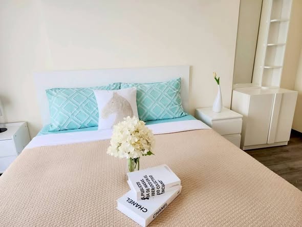 bedroom of Rich Park Triple Station