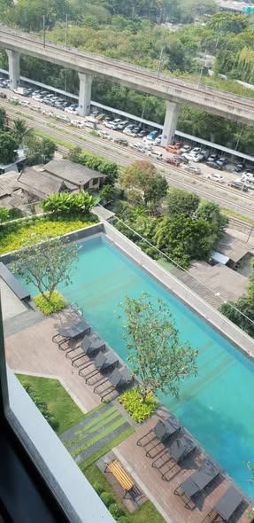 pool of Rich Park Triple Station