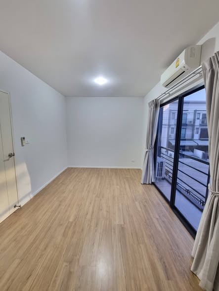 room interior of บ้านกลางเมือง ราชพฤกษ์-รัตนาธิเบศร์
