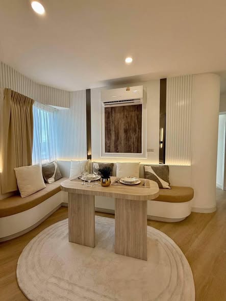 living room and bedroom of Ruankam Tower นิติบุคคลอาคารชุดเรือนคำทาวเวอร์