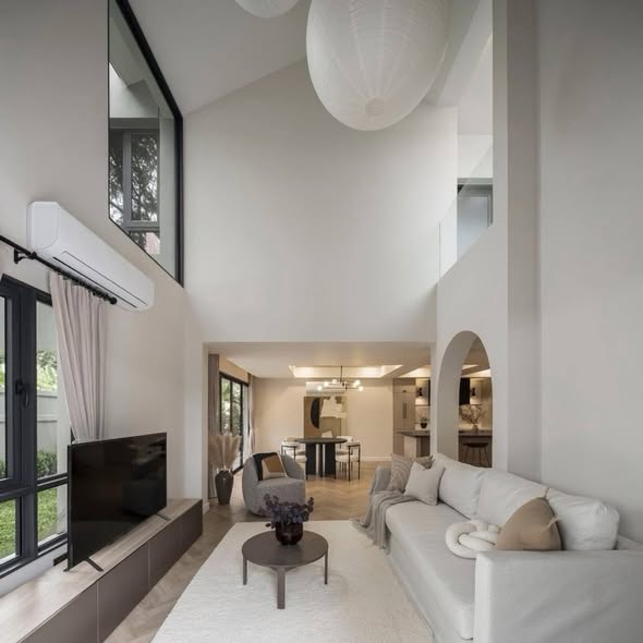 living room of Sakaya 146 Ekamai