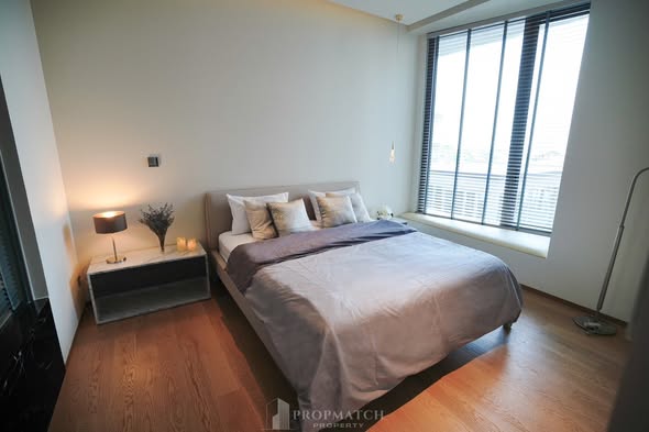 bedroom of SALADAENG One