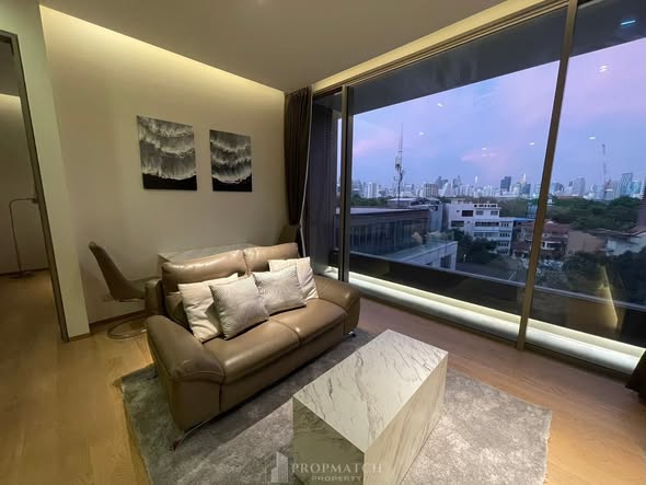 bedroom and living room of SALADAENG One