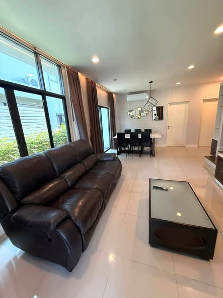 living room of Setthasiri Pattanakarn