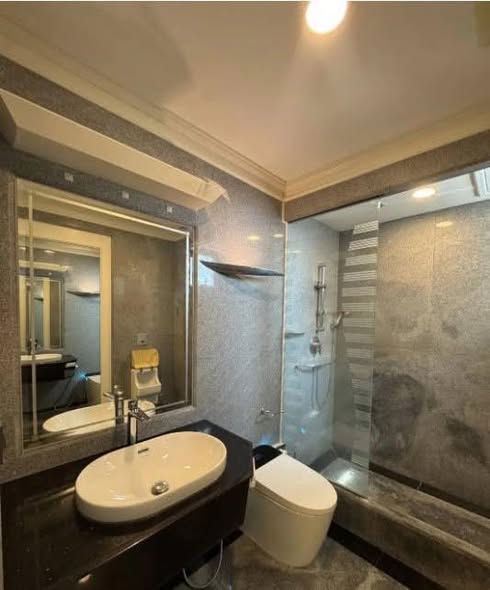 Siam Penthouse II Condominium
