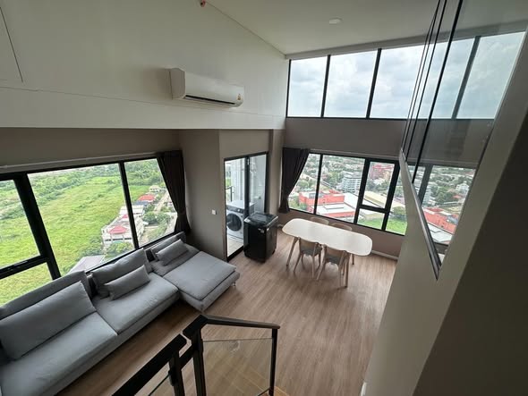 room interior of SIAMESE RAMA9 SITE OFFICE